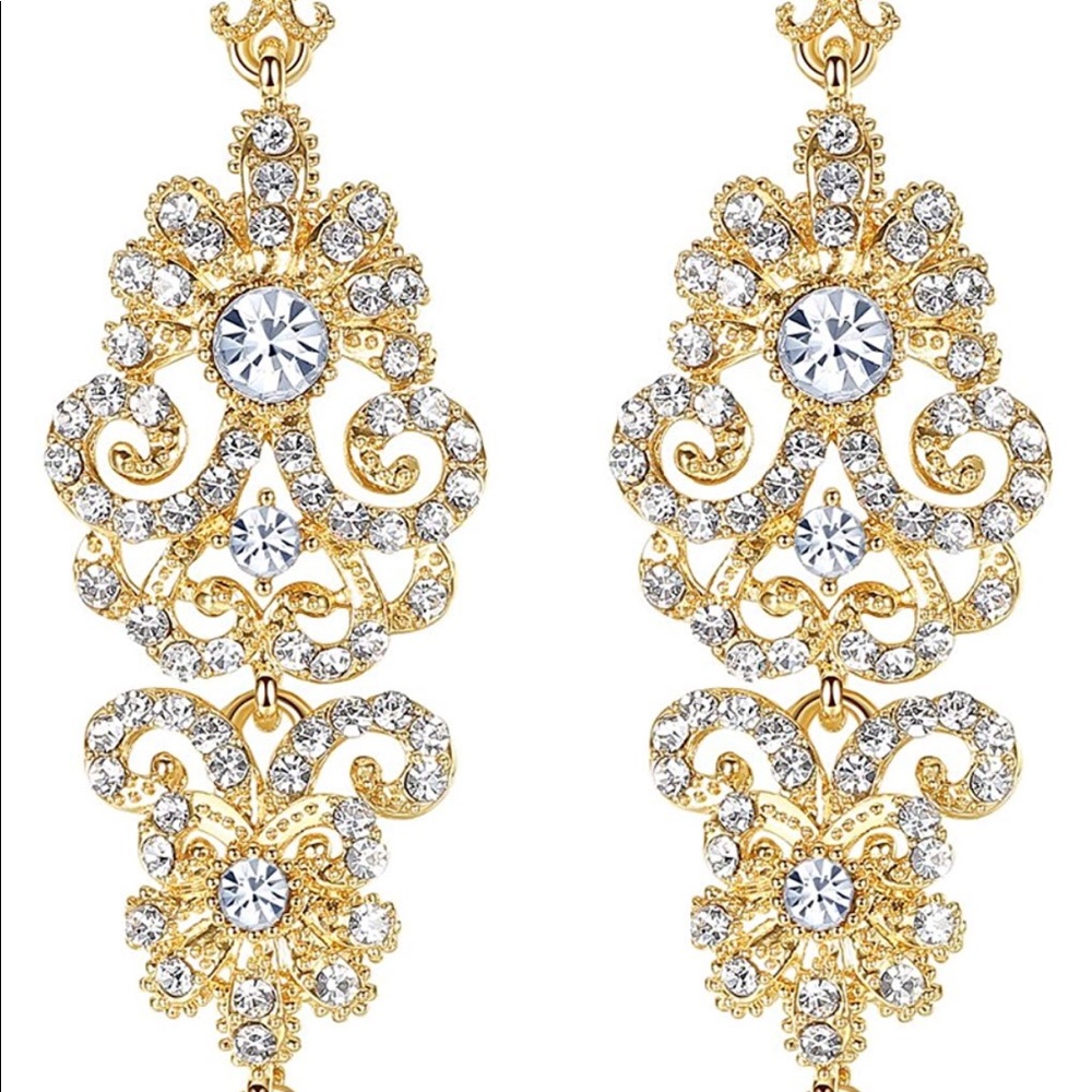 Women Vintage Chandelier Drop Earrings